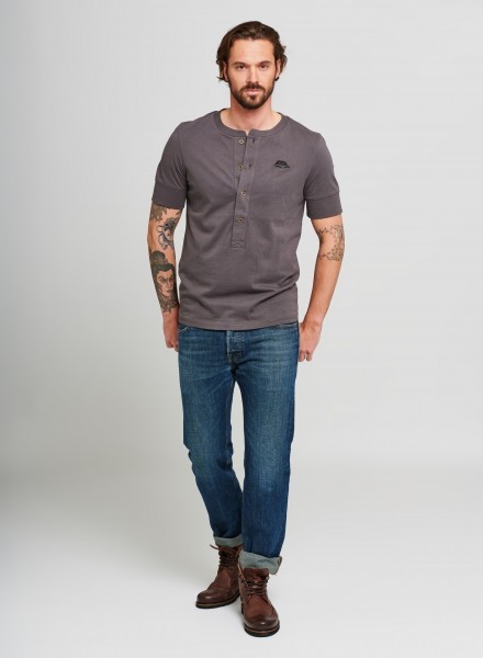 T-Shirt Henley