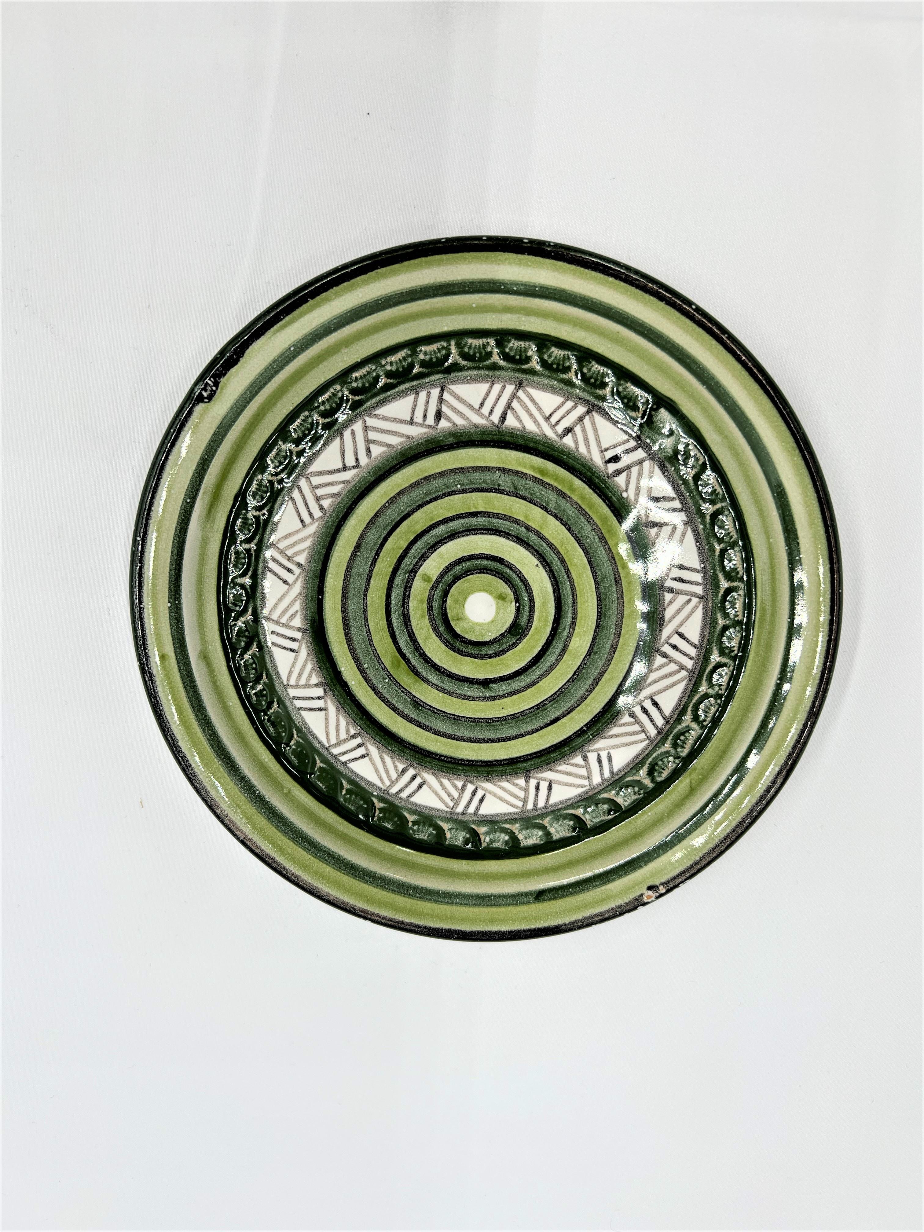 Keramikteller grün gestreift klein