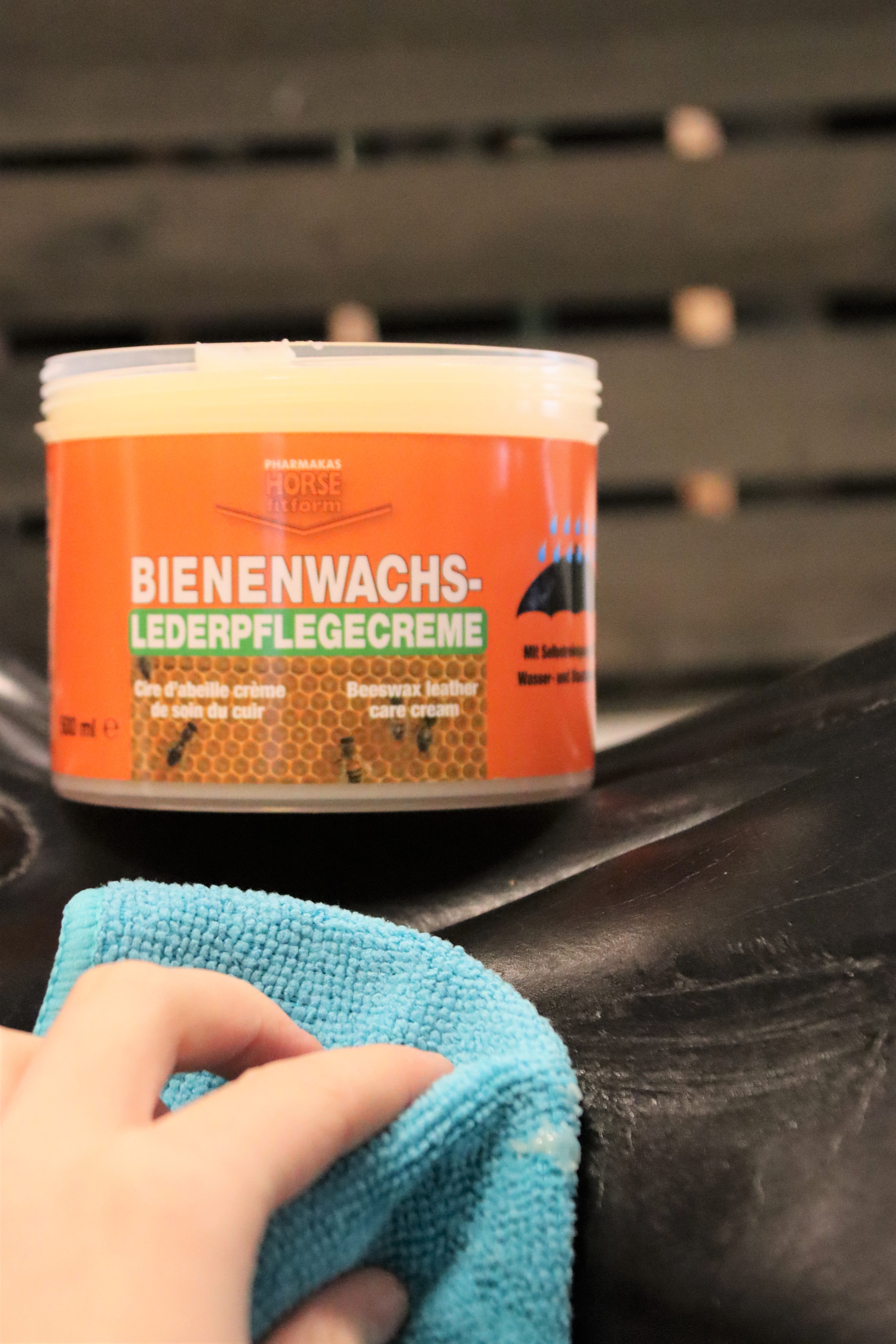 Bienenwachs Lederpflegecreme