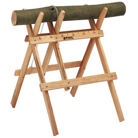 SÄGEBOCK AUS HOLZ